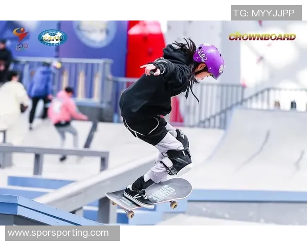 杭州滑板队在世界街舞大赛中以53分稳居积分榜首位