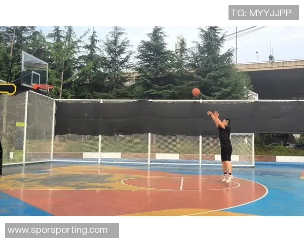 高效投球技巧：如何让球更具威胁