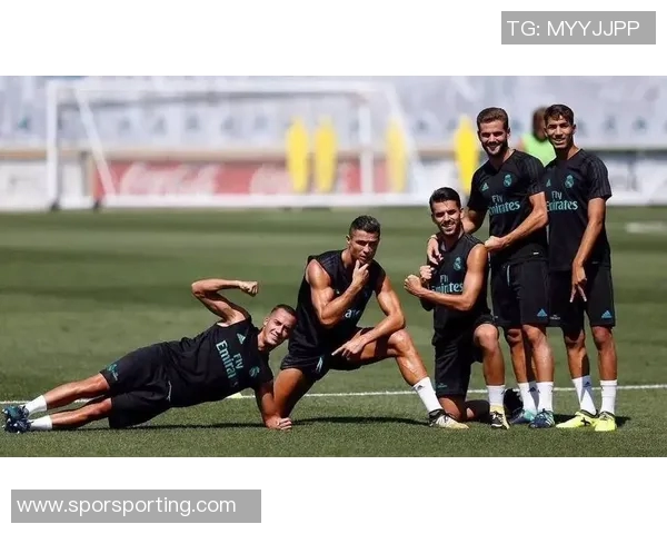 TES团队协作展现出色实力职业联赛中的默契配合分析