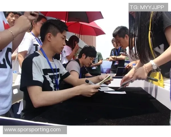 EDG在高校联赛中的表现分析与状态评估探讨